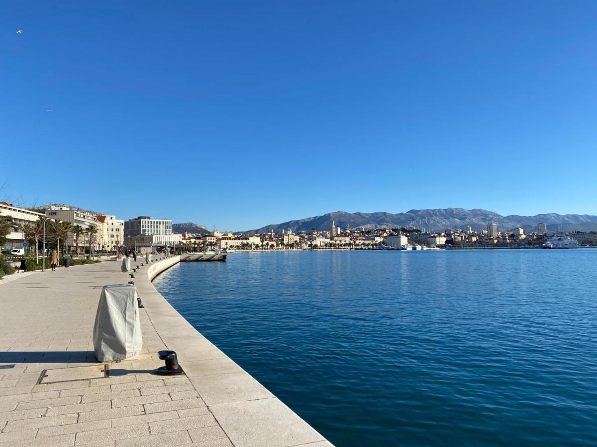 Prime Location Penthouse Apt With A Large Terrace Split Luaran gambar